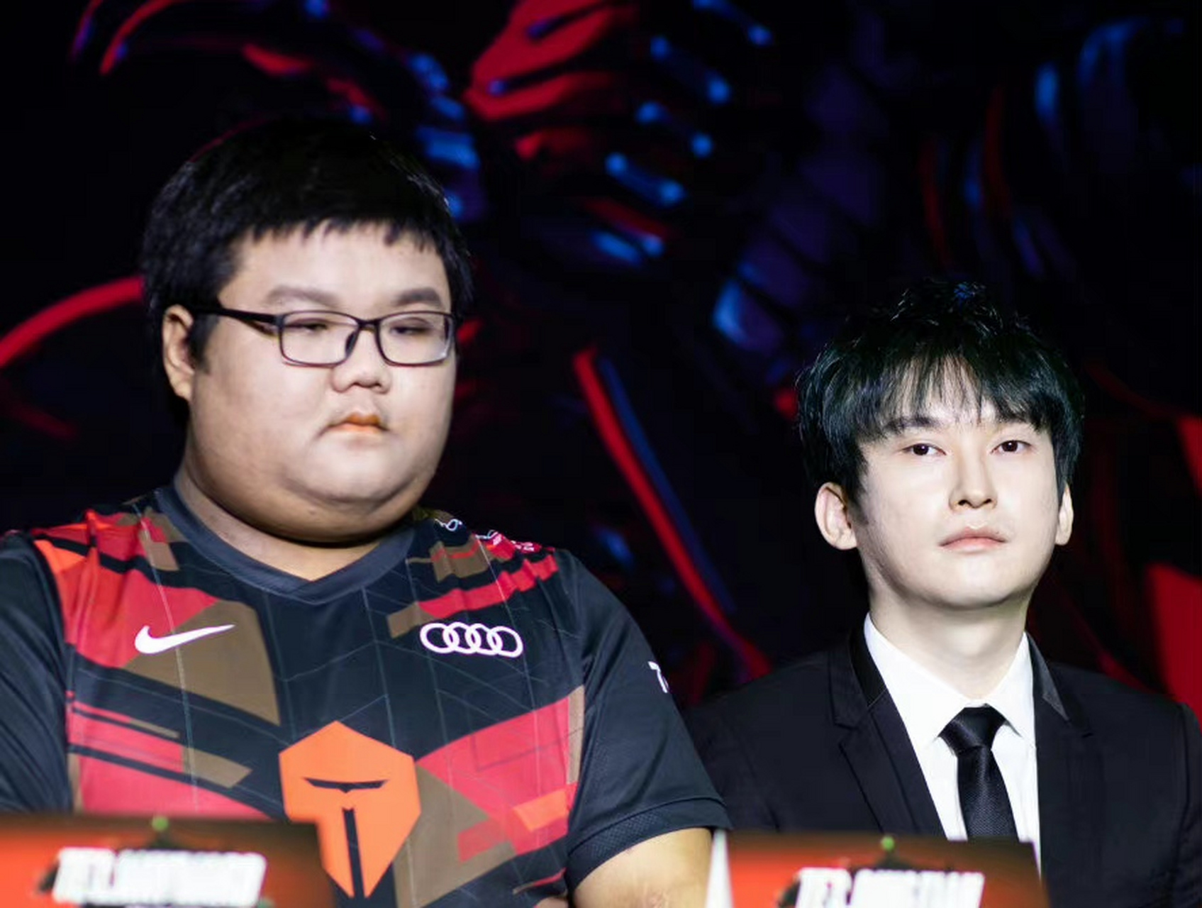 爱游戏体育-浓眉哥遭遇二十持续失利，TES教练压力巨大！